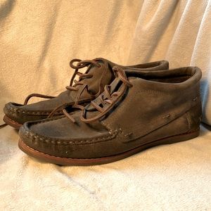 Frye Quincy chukka women’s size 8.5 suede shoes